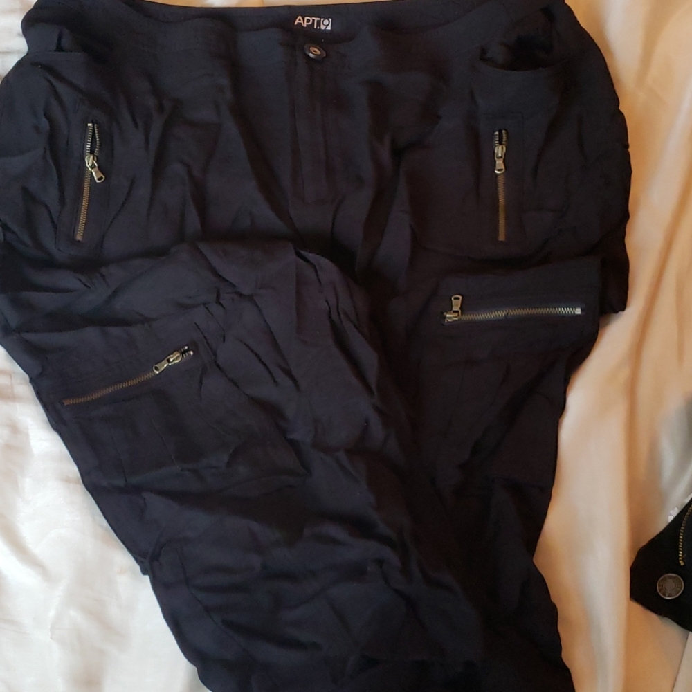 Black Plus Capris